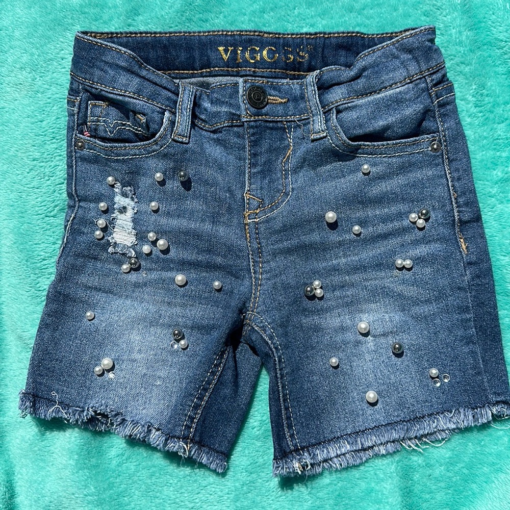 VIGOSS destructed pearl denim shorts adjustable waste Size 6